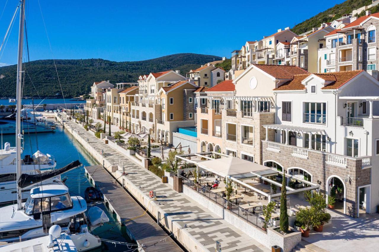 Lustica Bay Apartment ติวัต ภายนอก รูปภาพ