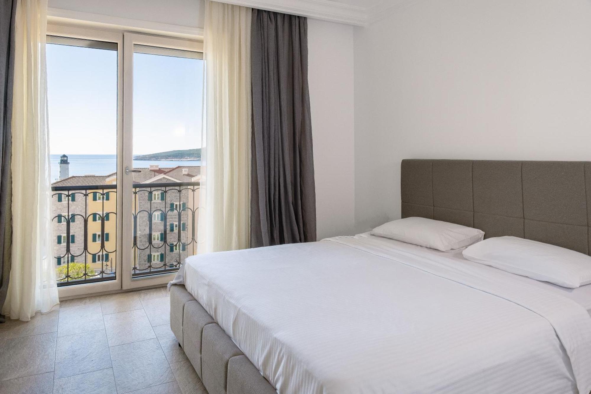 Lustica Bay Apartment ติวัต ภายนอก รูปภาพ