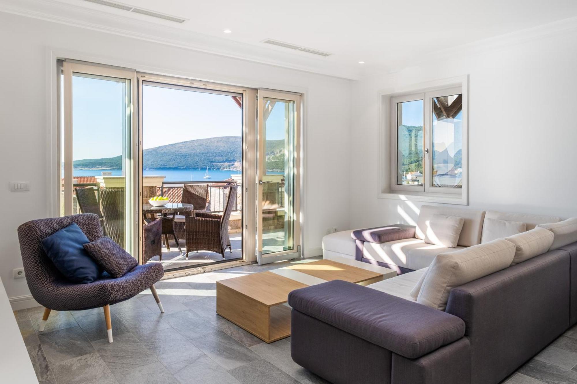 Lustica Bay Apartment ติวัต ภายนอก รูปภาพ