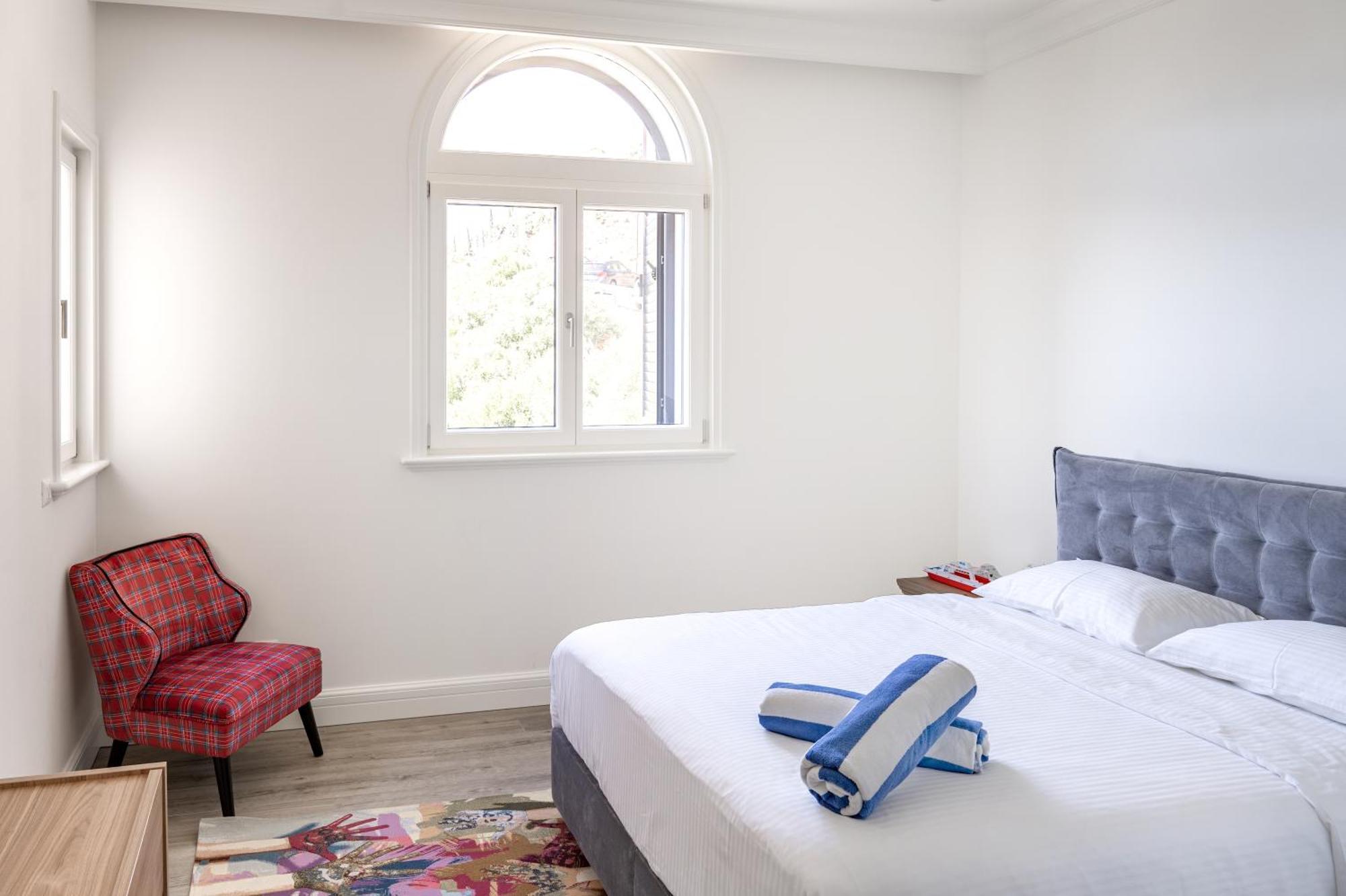 Lustica Bay Apartment ติวัต ห้อง รูปภาพ